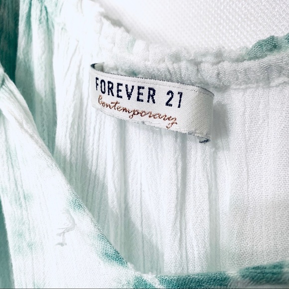 Flowy Romper - Picture 3 of 4